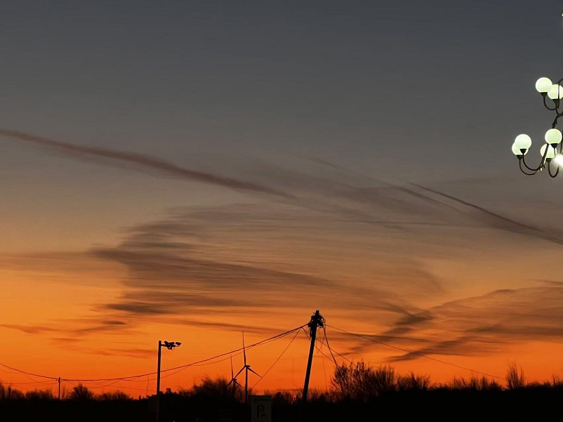 图二 w66集团晚霞 智能化治理办公室 张贵轩.jpg